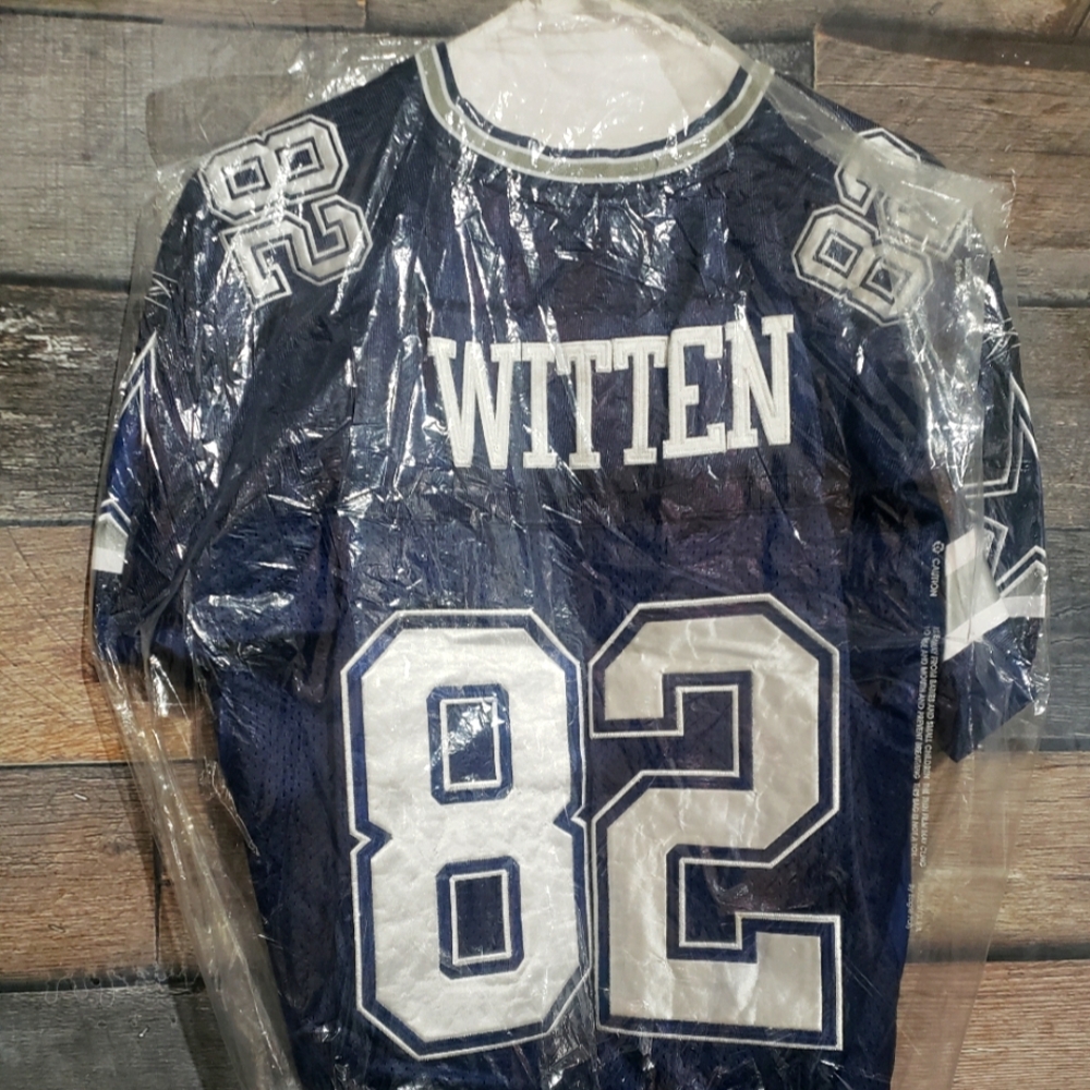 Jason Witten Jersey size is 50